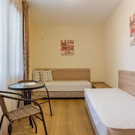 Apartments Flora 1 Burgas Zewnętrze zdjęcie